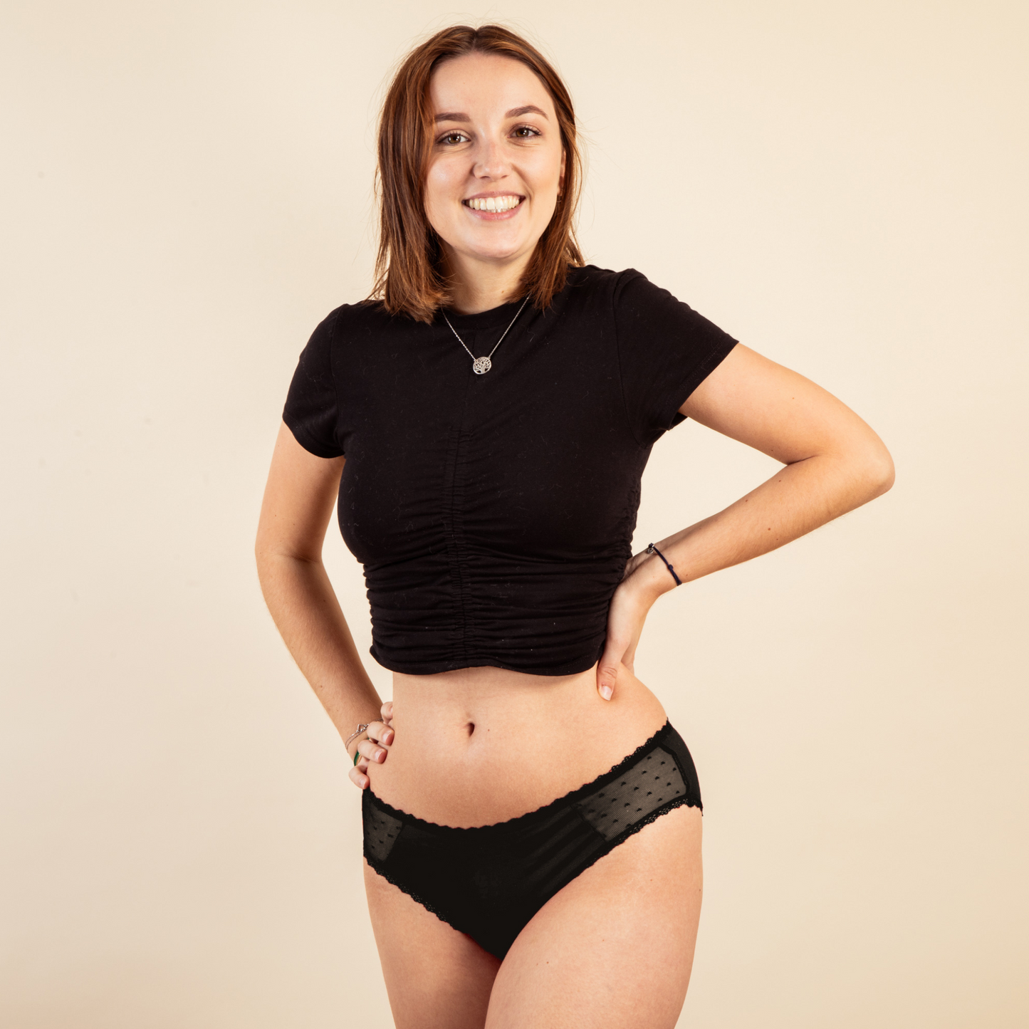 3 Manon + 2 Nina beige (sans coutures) Offertes